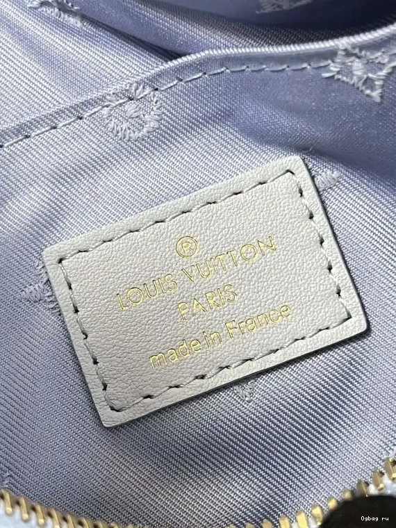 LOUIS OVER VUITTON MOON THE 0506